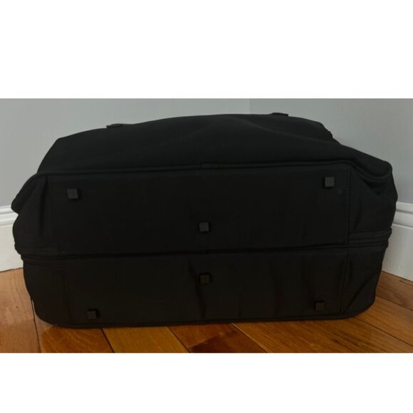 MINT Gucci Mens Black Nylon Leather Travel Duffle Bag - Picture 6 of 12